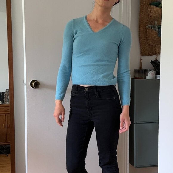 Turquoise Blue Cashmere V Neck Sweater - Picture 1 of 1